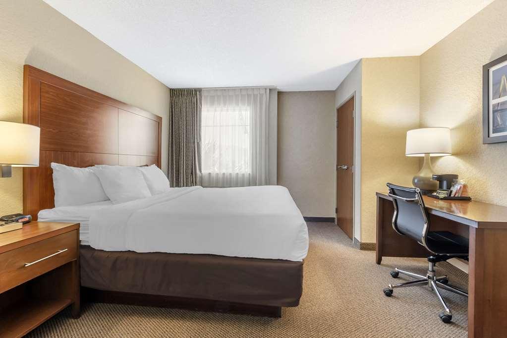 Comfort Inn & Suites Airport Convention Center North Charleston Zimmer foto